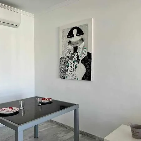 1 Con Garaje Frente Puerto Lägenhet