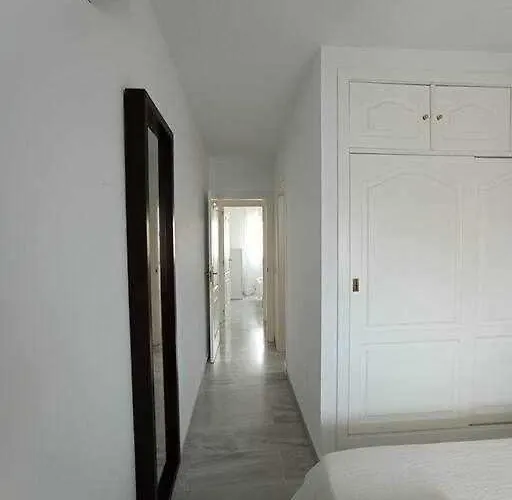 1 Con Garaje Frente Puerto *