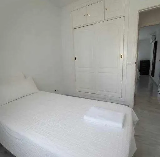 1 Con Garaje Frente Puerto Estepona