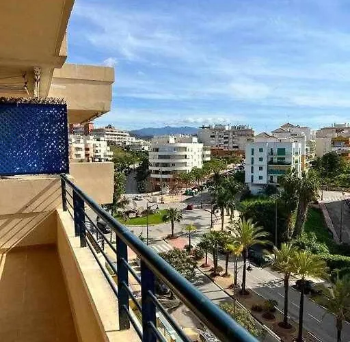 1 Con Garaje Frente Puerto Апартаменты *