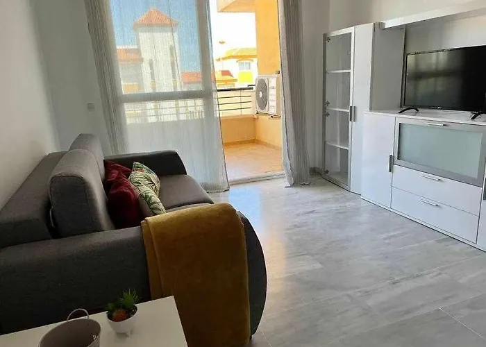 1 Con Garaje Frente Puerto